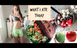 What I Eat In A Day To Stay Fit and Healthy (Haleigh Amend)