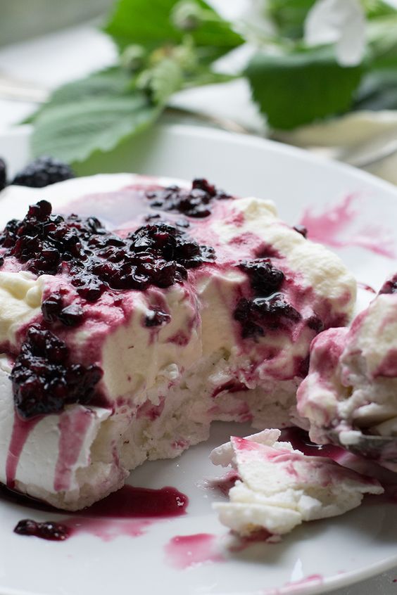 Blackberry Honey Pavlovas | siftandwhisk.com