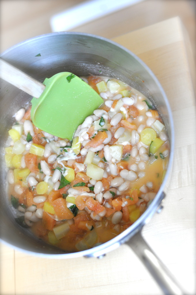 White Bean , Tomato, Carrot & Basil 