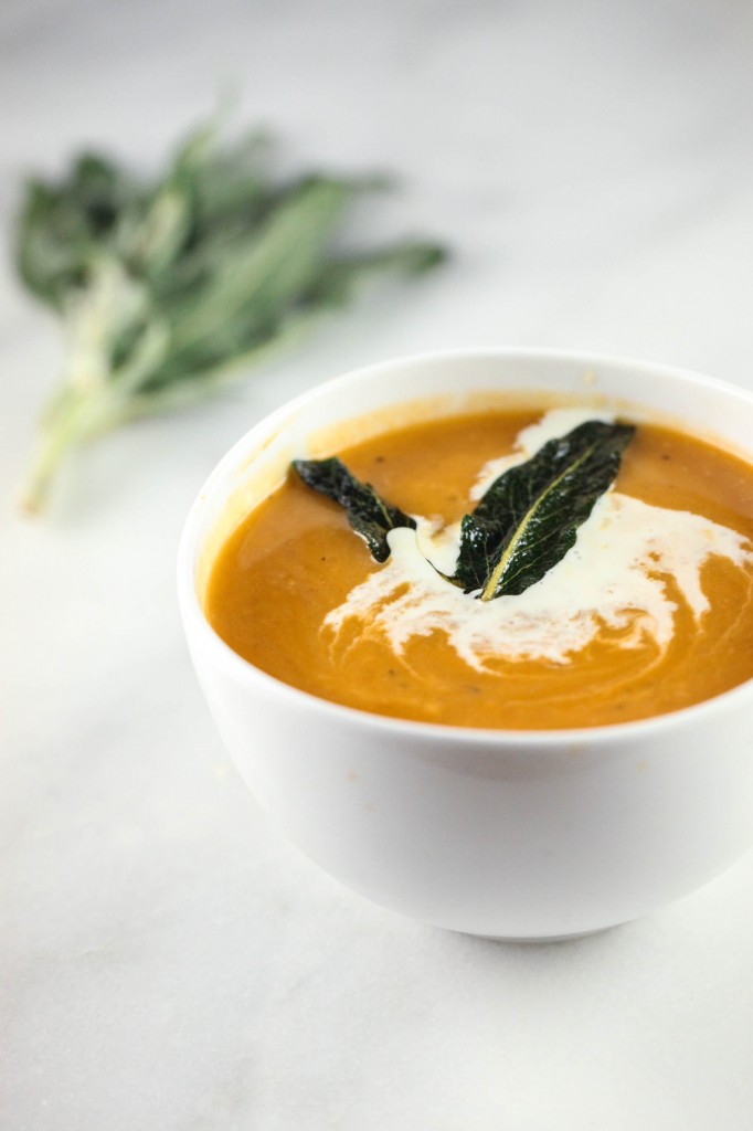 The Perfect Butternut Squash Soup | ringfingertanline.com