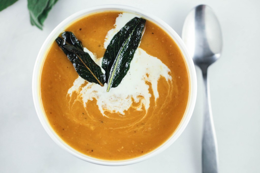 The Perfect Butternut Squash Soup | ringfingertanline.com