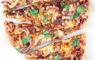 Sweet & Spicy Caramelized Onion BBQ Pizza | ringfingertanline.com
