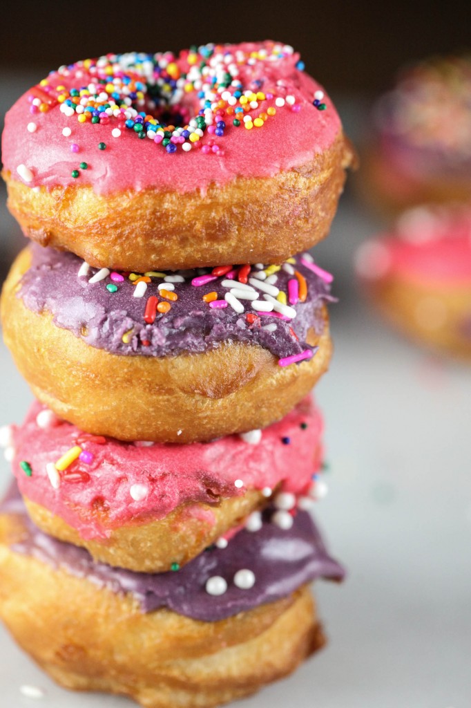 These Birthday Donuts are ready to party | from ringfingertanline.com