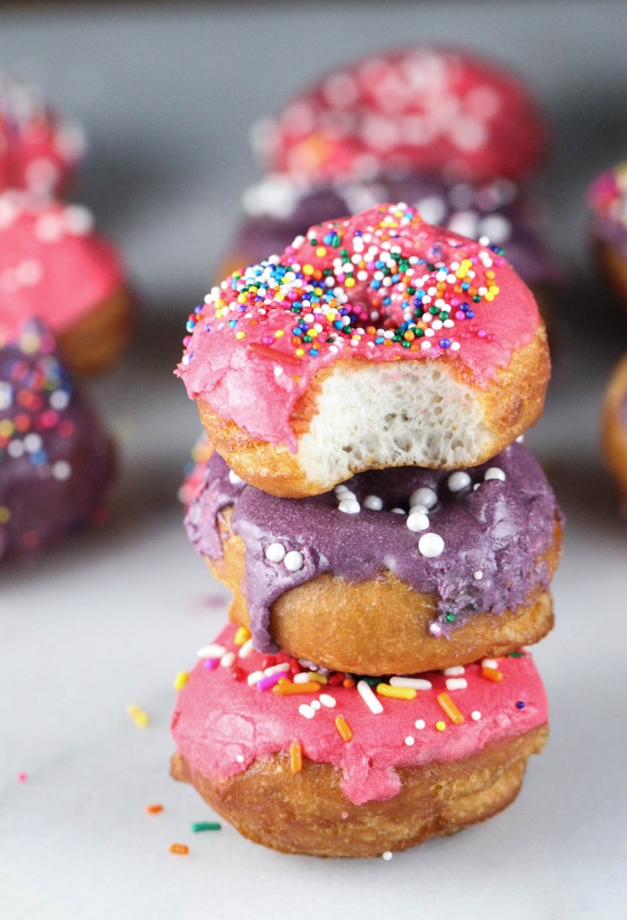 These Birthday Donuts are ready to party | from ringfingertanline.com