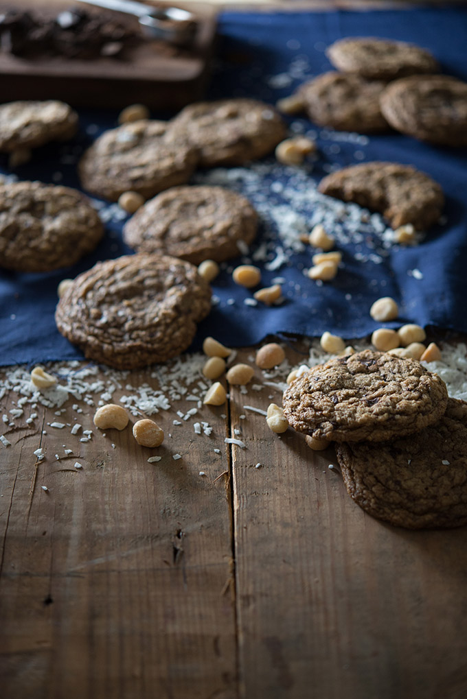 Coffee, Coconut, & Macadamia Nut Chocolate Chunk Cookies | siftandwhisk.com