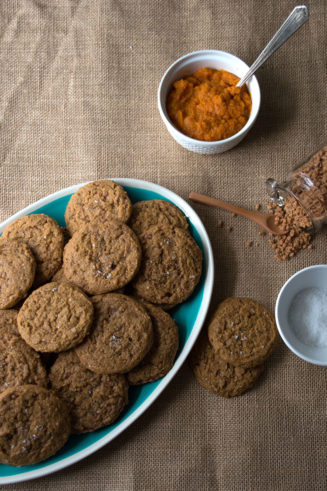 Chewy Salted Pumpkin Toffee Cookies. The BEST pumpkin cookie recipe! Not cakey!| siftandwhisk. com