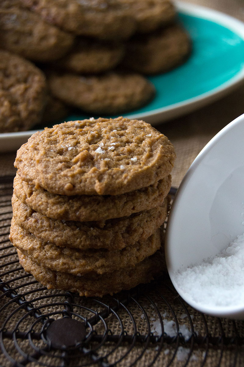 Chewy Salted Pumpkin Toffee Cookies. The BEST pumpkin cookie recipe! Not cakey!| siftandwhisk. com