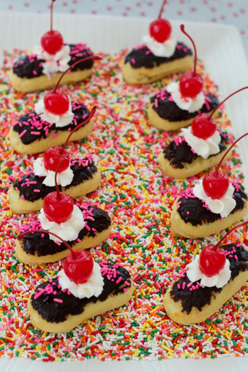 Homemade Funfetti Cupcakes & Sprinkle Themed Baby Sprinkle via Sift & Whisk