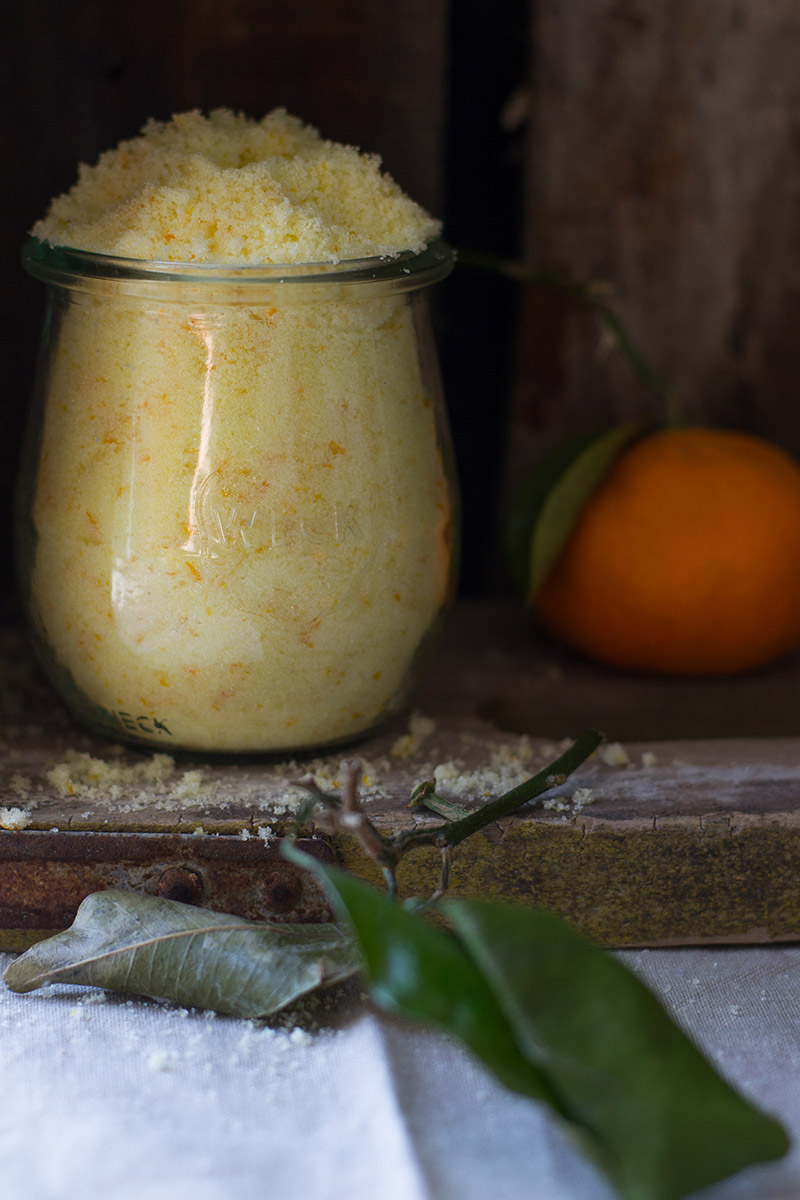 Tangerine Dreamsicle Green Smoothie | siftandwhisk.com