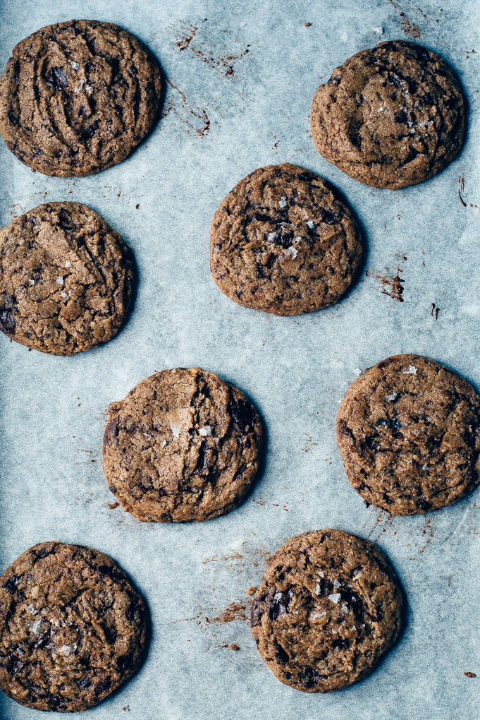 Buttery Vegan Chocolate Chip Cookies | I wanted to get the nutty flavor of brown butter without actually using butter, so I opted for toasted oat flour and macadamia nut oil. The resulting cookie is the chewiest, most flavorful chocolate chip cookie I've ever made.